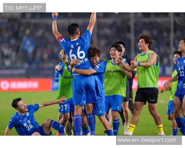 连云港业余足球热潮兴起球迷热情高涨助力本地足球发展